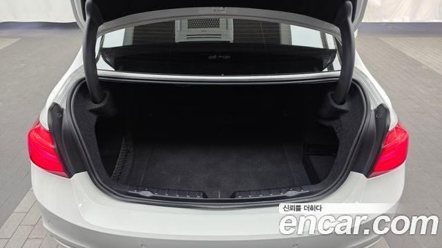 BMW 3 Series (F30) 320d 2018 — фото 20