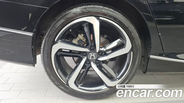 Honda Accord (X) 2.0 Turbo Sport 2018 — фото 5