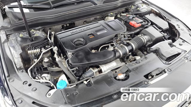 Honda Accord (X) 2.0 Turbo Sport 2018 — фото 6