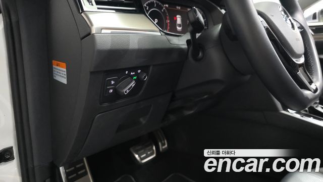 Volkswagen Arteon 2.0 TDI Prestige 2019 — фото 27