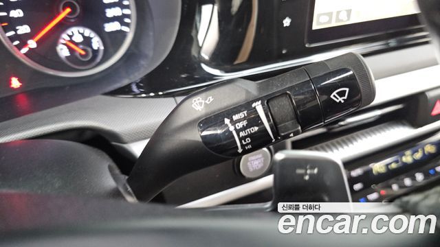 Kia K5 (III) 2.0 Prestige 2022 — фото 22