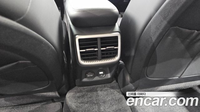 Kia K5 (III) 2.0 Prestige 2022 — фото 23