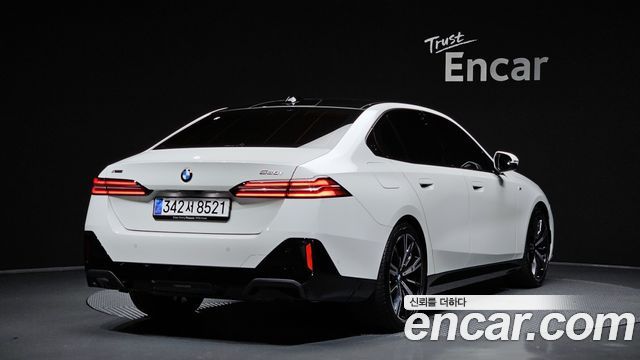 BMW 5 Series (G60) 530i xDrive M Sport 2025 — фото 2
