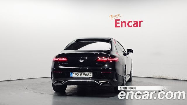 Mercedes-Benz E-Class (W213) E450 4MATIC Coupe 2021 — фото 4