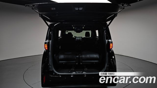 Toyota Alphard (IV) 2.5 HEV Executive AWD 2024 — фото 20