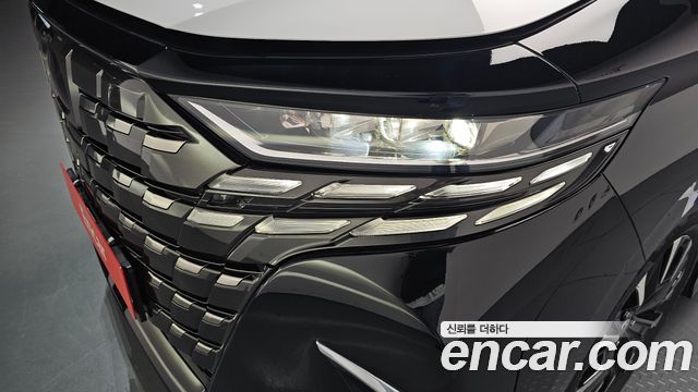 Toyota Alphard (IV) 2.5 HEV Executive AWD 2024 — фото 22