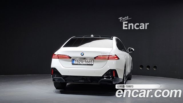BMW 5 Series (G60) 520i M Sport 2024 — фото 4