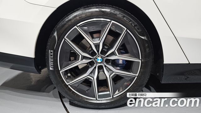 BMW 5 Series (G60) 520i M Sport 2024 — фото 5