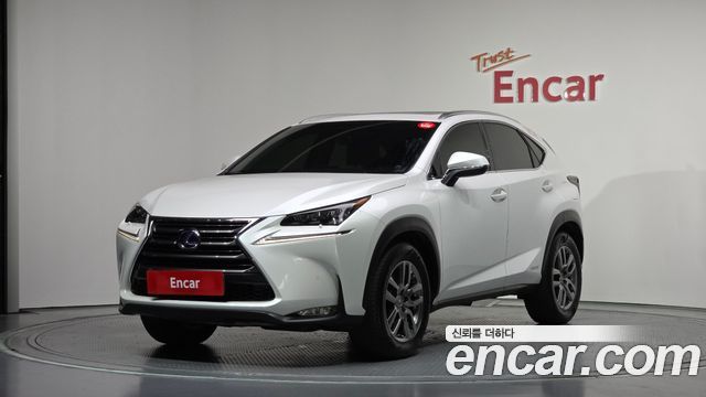 Lexus NX300h Supreme