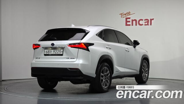 Lexus NX300h Supreme 2015 — фото 2