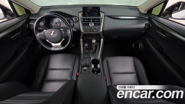 Lexus NX300h Supreme 2015 — фото 7