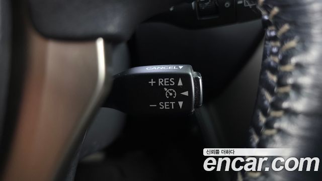 Lexus NX300h Supreme 2015 — фото 18