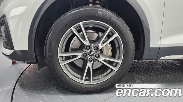 Audi Q5 (FY) 45 TFSI Quattro 2022 — фото 5