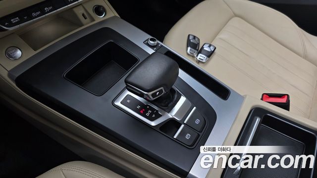 Audi Q5 (FY) 45 TFSI Quattro 2022 — фото 9