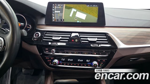 BMW 5 Series (G30) 530i xDrive Luxury Plus 2018 — фото 15