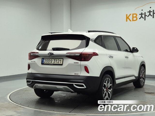 Kia Seltos Gasoline 1.6 Turbo 4WD Signature 2022 — фото 3