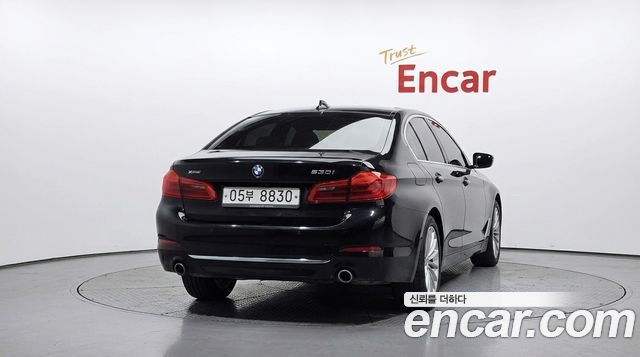 BMW 5 Series (G30) 530i xDrive Luxury Plus 2019 — фото 4