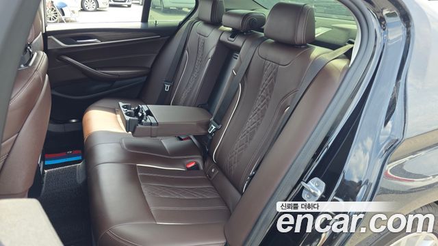 BMW 5 Series (G30) 530i xDrive Luxury Plus 2019 — фото 26