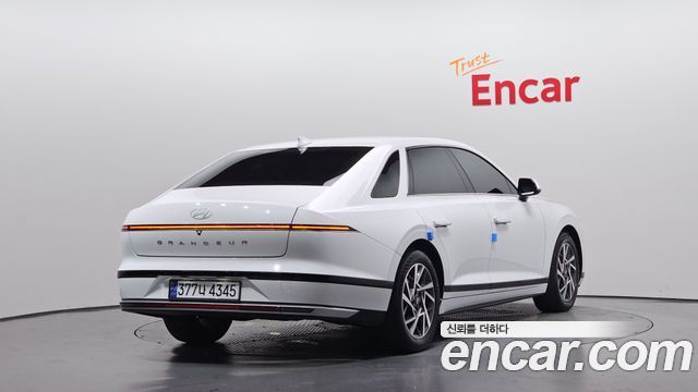 Hyundai Grandeur (GN7) 2,5 Gasoline 2WD Premium 2023 — фото 2