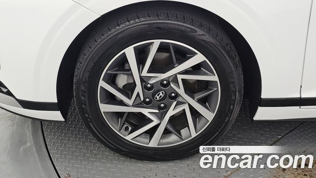 Hyundai Grandeur (GN7) 2,5 Gasoline 2WD Premium 2023 — фото 5