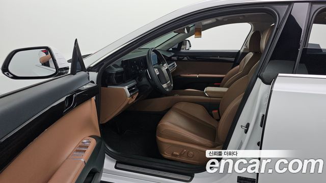 Hyundai Grandeur (GN7) 2,5 Gasoline 2WD Premium 2023 — фото 10