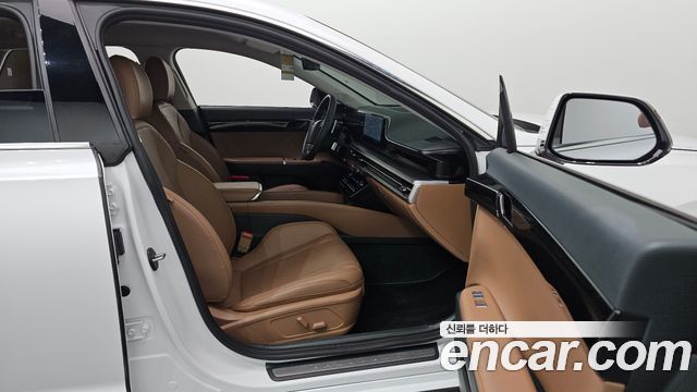 Hyundai Grandeur (GN7) 2,5 Gasoline 2WD Premium 2023 — фото 18