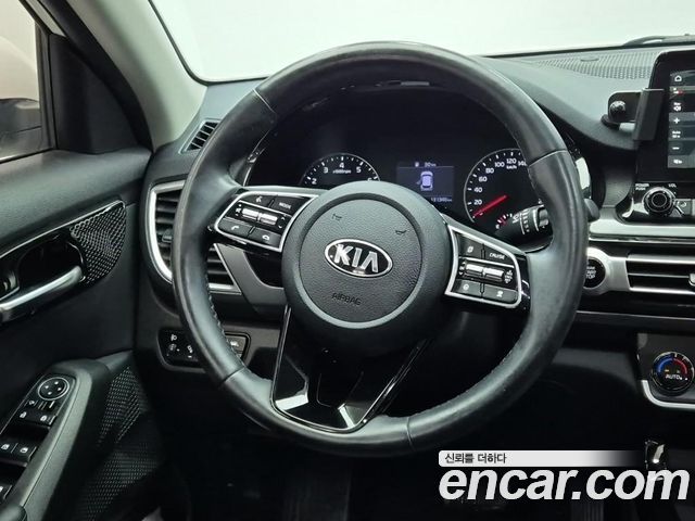 Kia Seltos Gasoline 1.6 Turbo 4WD Signature 2022 — фото 10