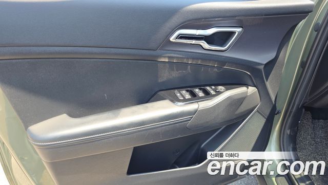 Kia Sportage (V) Gasoline 1.6 Turbo 2WD Nobleless Gravity 2022 — фото 24