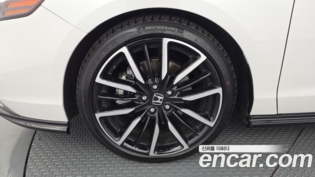 Honda Accord (XI) 2.0 Hybrid Touring 2024 — фото 5