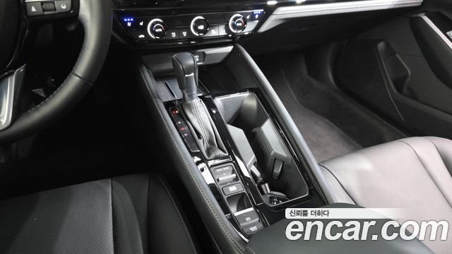 Honda Accord (XI) 2.0 Hybrid Touring 2024 — фото 9