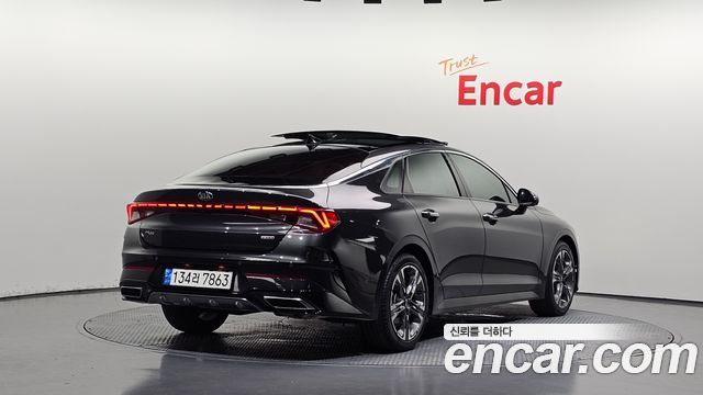 Kia K5 (III) 1.6 Turbo Signature 2021 — фото 2