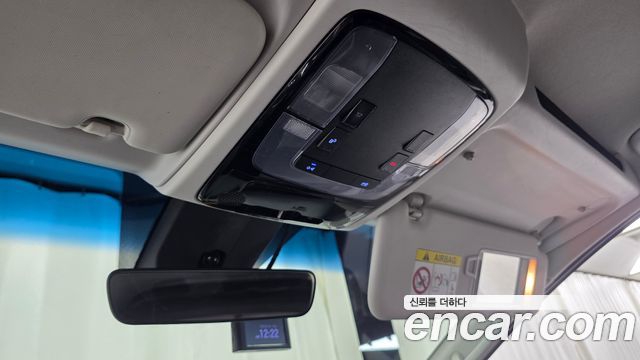 Hyundai Staria Cargo 5-Seater Modern 2022 — фото 16