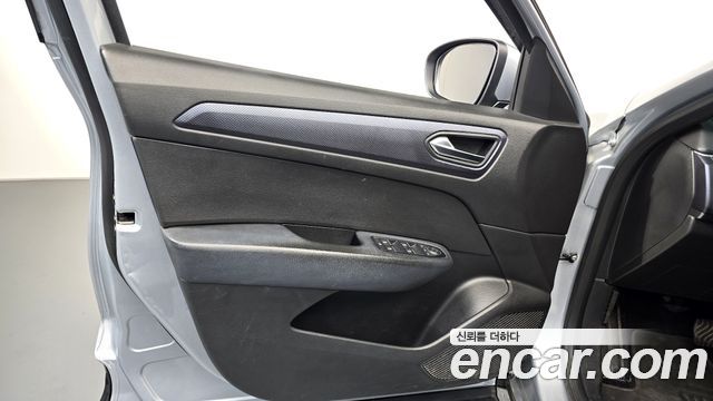 Renault Korea XM3 1.6 GTe LE 2021 — фото 24