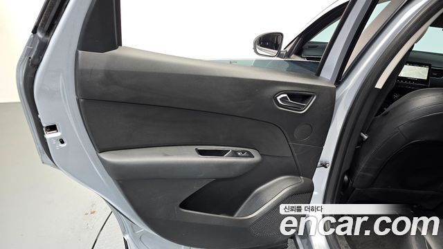 Renault Korea XM3 1.6 GTe LE 2021 — фото 25