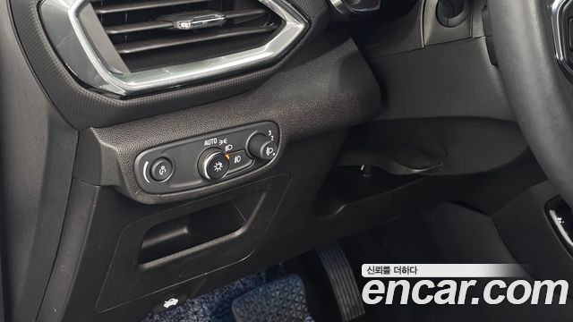 Chevrolet Trailblazer 1.3 Turbo 2WD Premier 2023 — фото 16