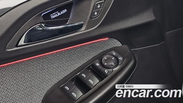 Chevrolet Trailblazer 1.3 Turbo 2WD Premier 2023 — фото 29