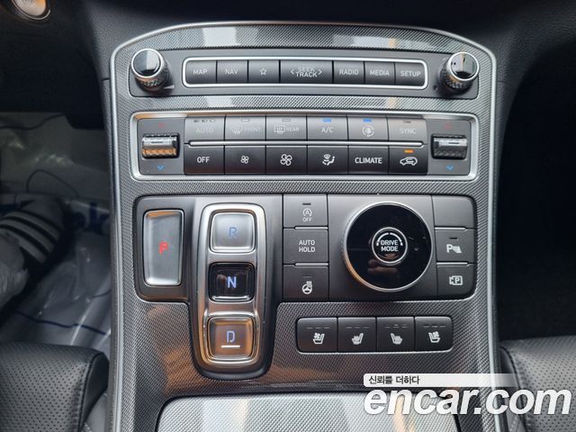 Hyundai Santa Fe Diesel 2.2 2WD Prestige 2022 — фото 17