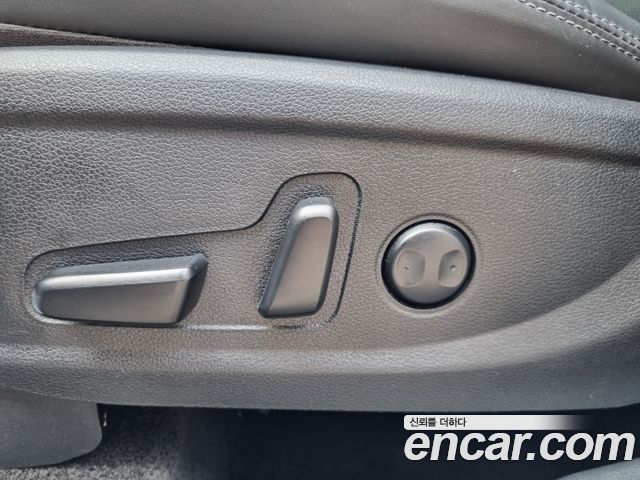 Hyundai Santa Fe Diesel 2.2 2WD Prestige 2022 — фото 20