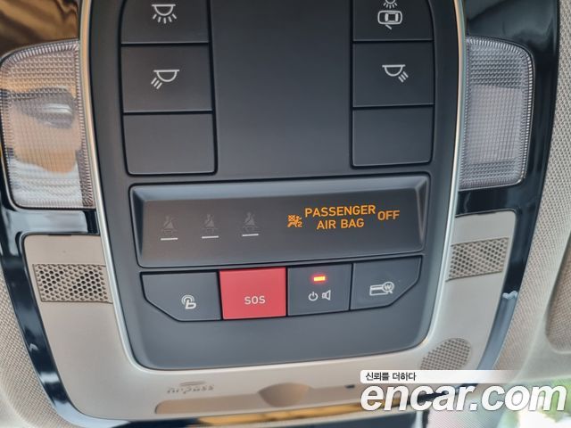 Hyundai Santa Fe Diesel 2.2 2WD Prestige 2022 — фото 21