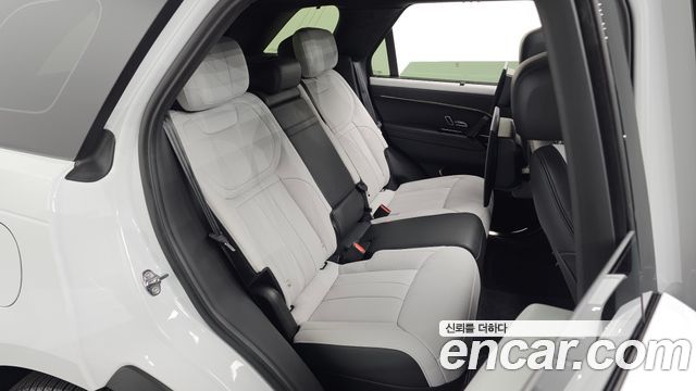 Land Rover Range Rover Sport (III) P400 AB 2025 — фото 15