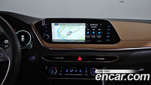 Hyundai Sonata (DN8) 2.0 Inspiration 2022 — фото 16