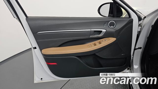 Hyundai Sonata (DN8) 2.0 Inspiration 2022 — фото 30