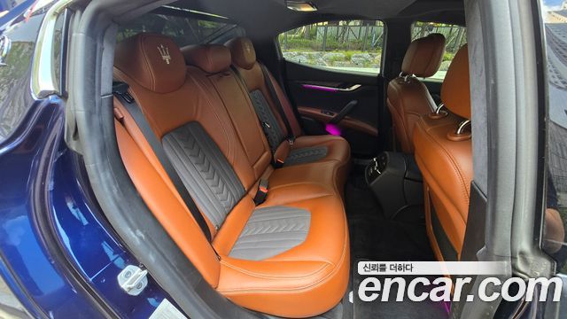 Maserati Ghibli 3.0 Diesel GranLusso 3rd 2018 — фото 10