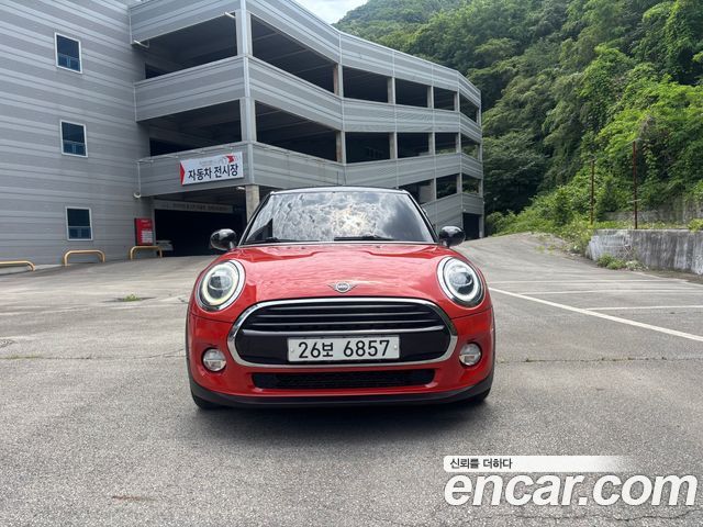 MINI Cooper 5Door Standard 3rd 2019 — фото 3