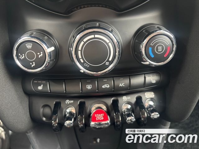 MINI Cooper 5Door Standard 3rd 2019 — фото 16