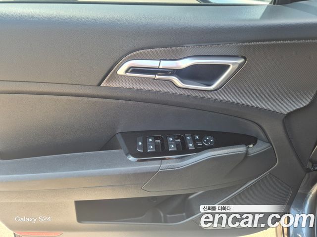 Kia Sportage (V) Diesel 2.0 4WD Prestige 2024 — фото 9