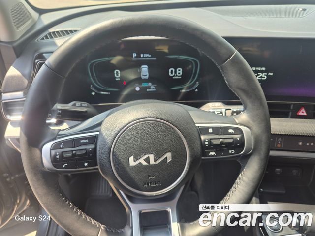 Kia Sportage (V) Diesel 2.0 4WD Prestige 2024 — фото 16