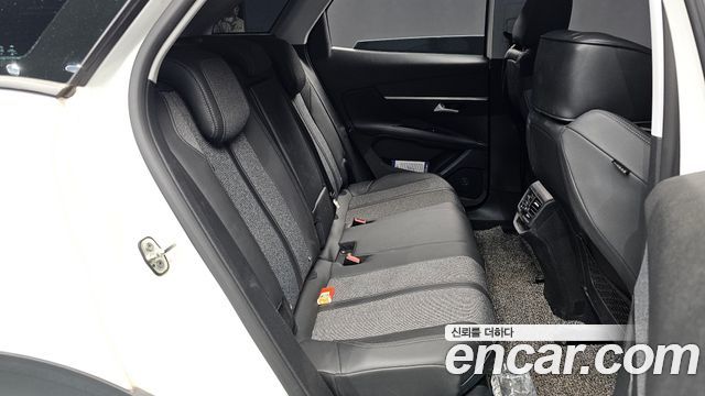 Peugeot 3008 (II) 1.5 BlueHDi Allure 2019 — фото 11