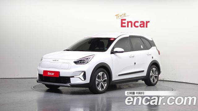 Kia Niro Plus Earth 2024 — фото 1