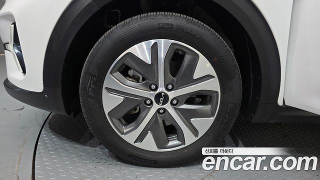 Kia Niro Plus Earth 2024 — фото 5